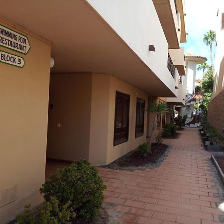 Apartment With Pool And Gardens Near The Coast San Miguel de Abona Exterior photo