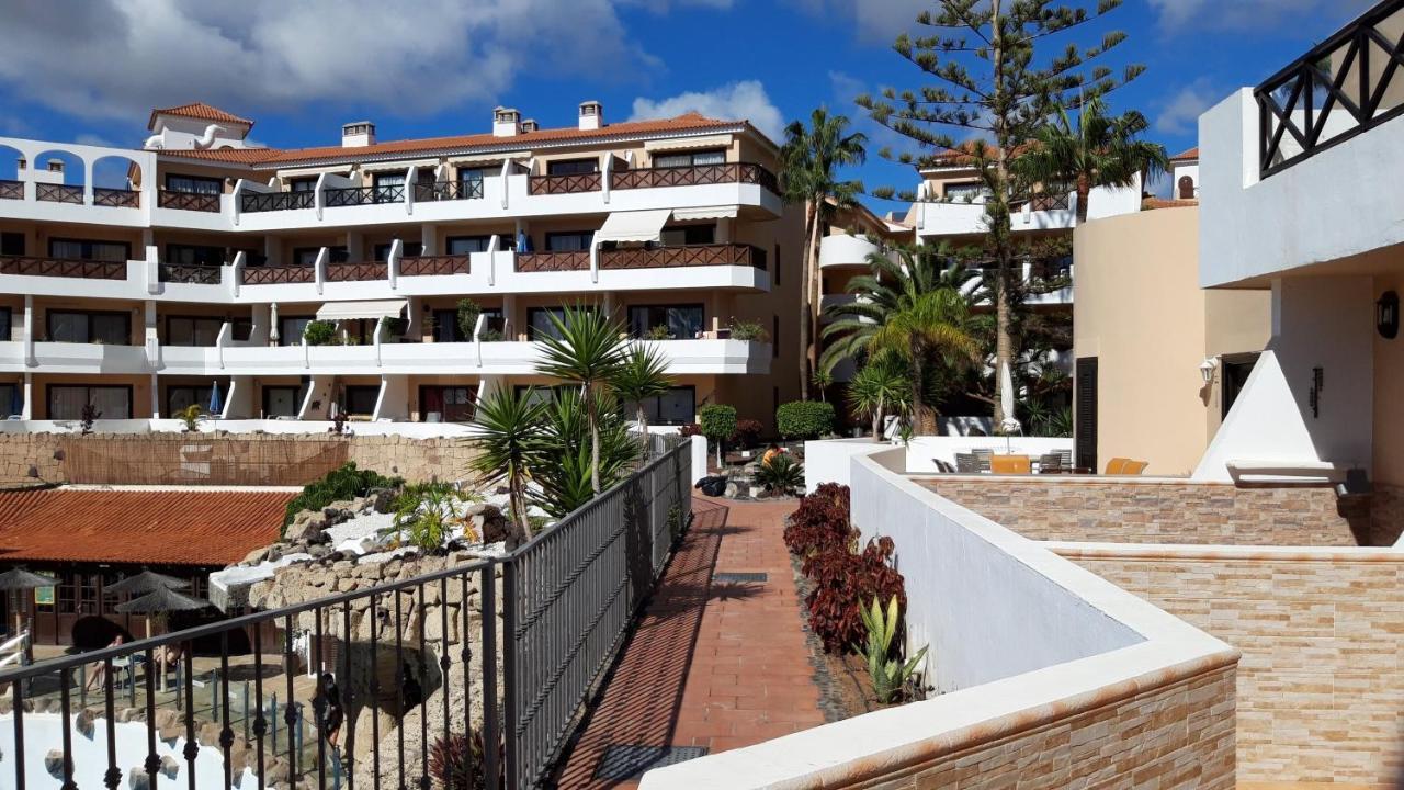Apartment With Pool And Gardens Near The Coast San Miguel de Abona Exterior photo